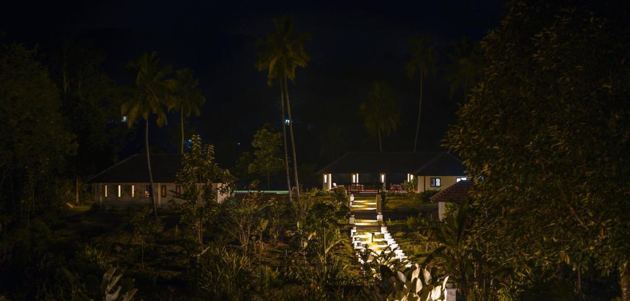 Neriyamangalam Windermere River House מראה חיצוני תמונה